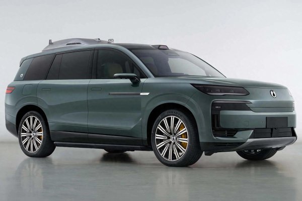 京海配资 腾势N9新车上市，2.0T插混3.9秒破百，搭载云辇-A